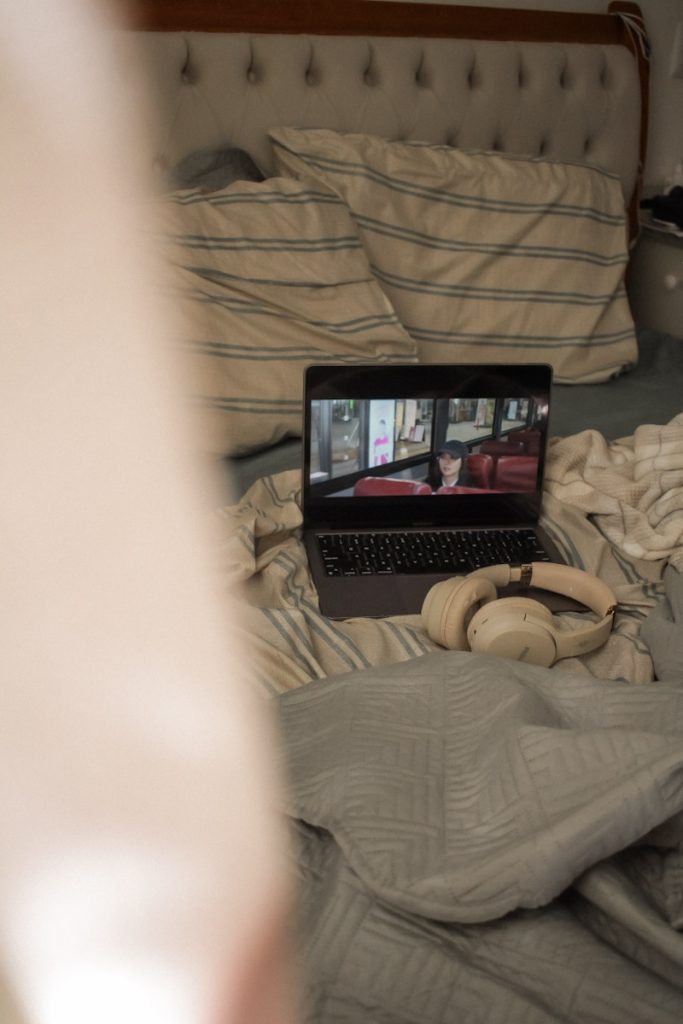 Eu assisti “Namorado por assinatura” na Netflix + 3 motivos pra você assistir também Eu assisti "Namorado por assinatura" na Netflix