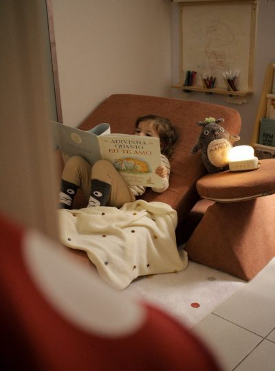 Cantinho de leitura infantil: como criei um espaço para minha filha Cantinho de leitura infantil: como criei um espaço para minha filha