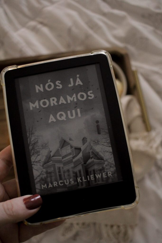 Nós Já Moramos Aqui: uma casa estranha, e muitas teorias