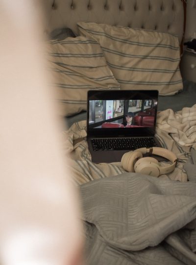 Eu assisti "Namorado por assinatura" na Netflix