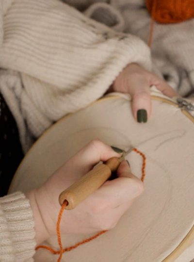 Os “Grandma Hobbies” estão de volta. Os "Grandma Hobbies" estão de volta.